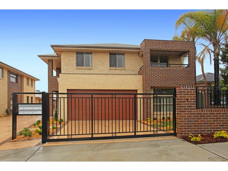 6/79-81 Iberia  Street, Padstow NSW 2211