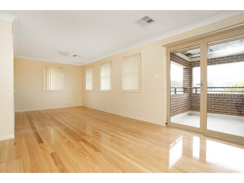 1/79-81 Iberia Street, Padstow NSW 2211