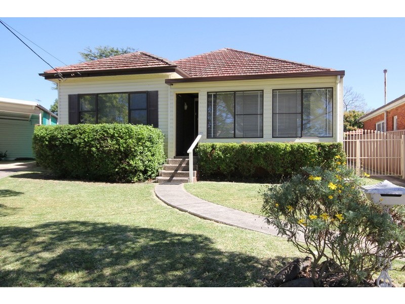 38 Rivenoak Avenue, Padstow NSW 2211
