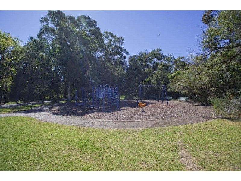 10a Tallawarra Avenue, Padstow NSW 2211