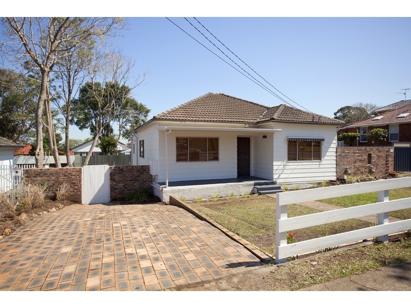 30 Picnic Point  Road, Panania NSW 2213