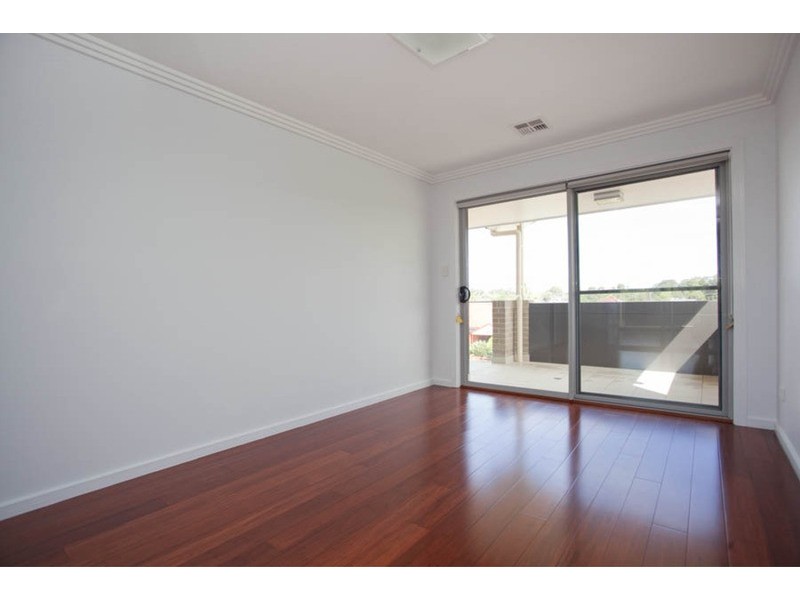 8A Stiles Avenue, Padstow NSW 2211