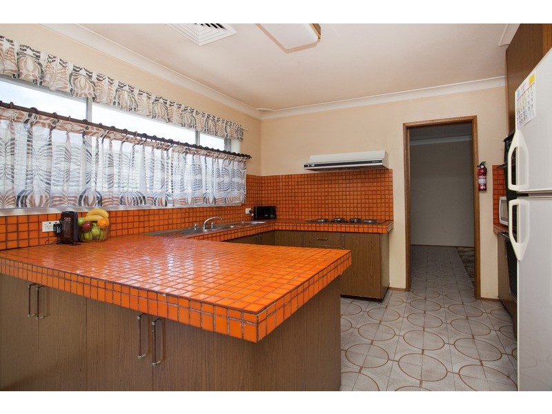 36 Universal Avenue, Georges Hall NSW 2198