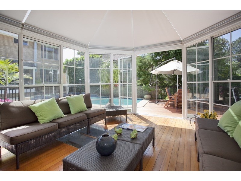 48 Thomas Street, Picnic Point NSW 2213