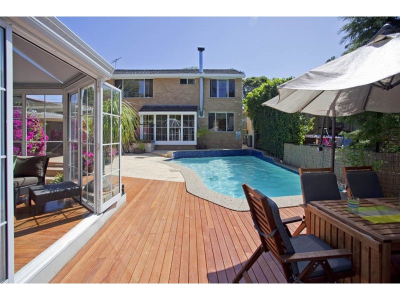 48 Thomas Street, Picnic Point NSW 2213