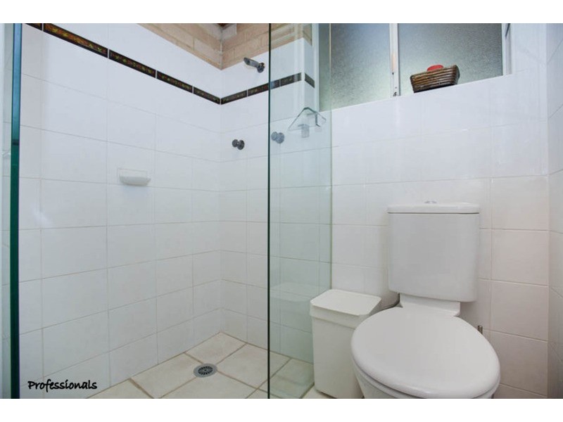 48 Thomas Street, Picnic Point NSW 2213