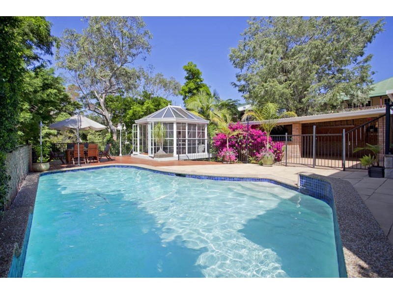 48 Thomas Street, Picnic Point NSW 2213