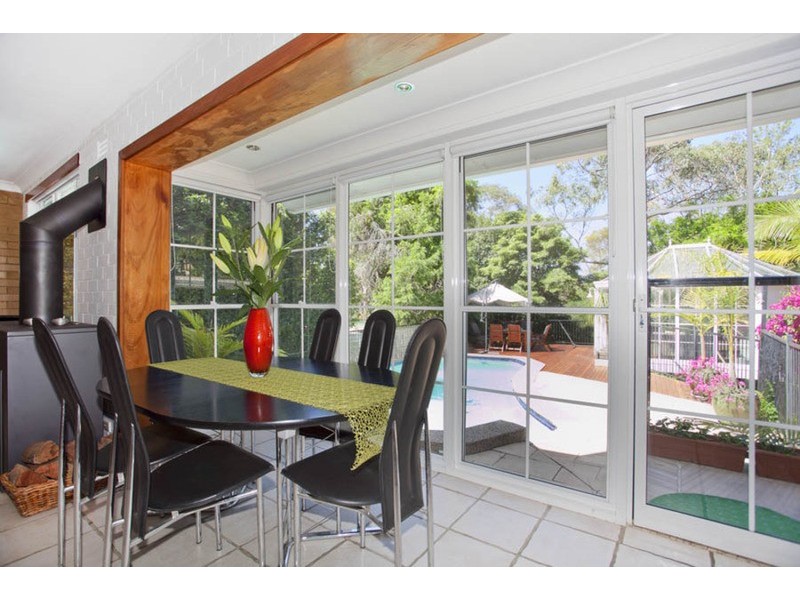 48 Thomas Street, Picnic Point NSW 2213