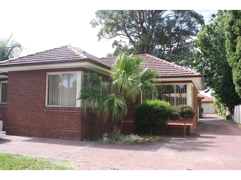 1/77 Arab Road, Padstow NSW 2211