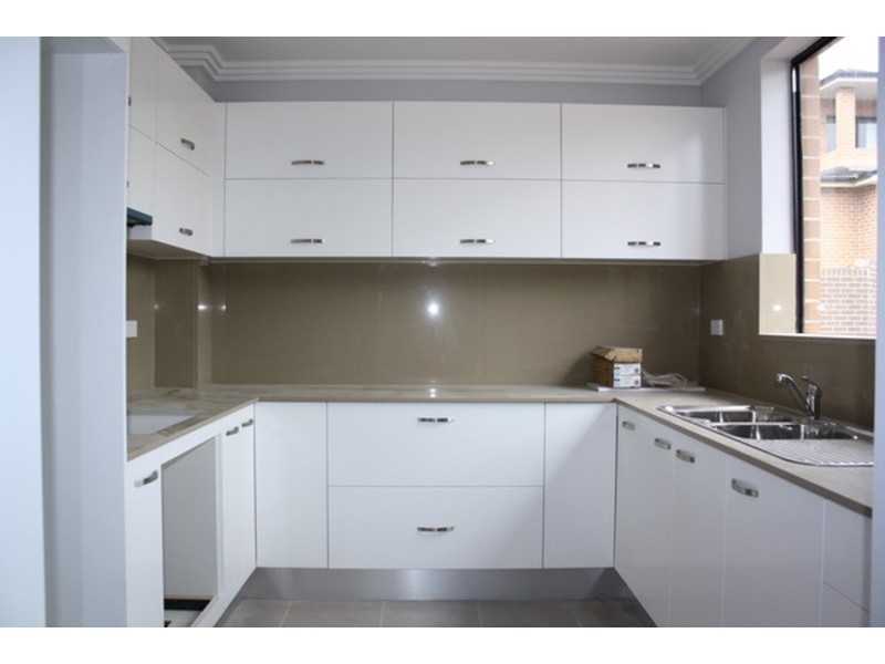 6/1 Ikara Crescent, Moorebank NSW 2170