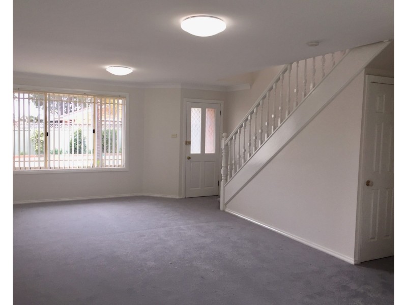 2/23 Langdale Avenue, Revesby NSW 2212