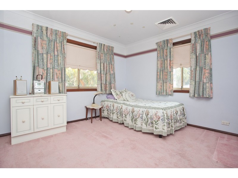69 Raleigh Road, Milperra NSW 2214