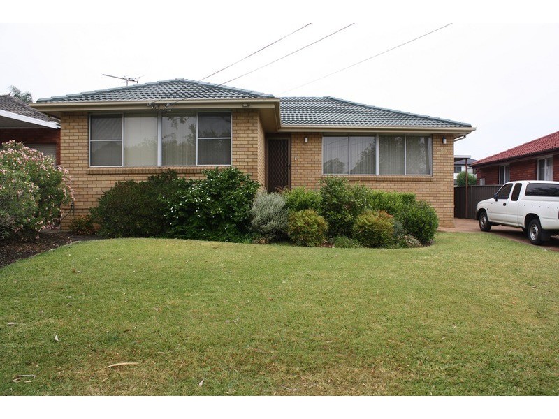 21 Duke Street, East Hills NSW 2213