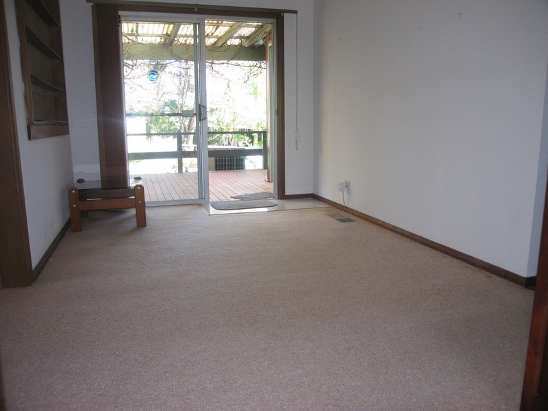 23 Donald Street, Picnic Point NSW 2213