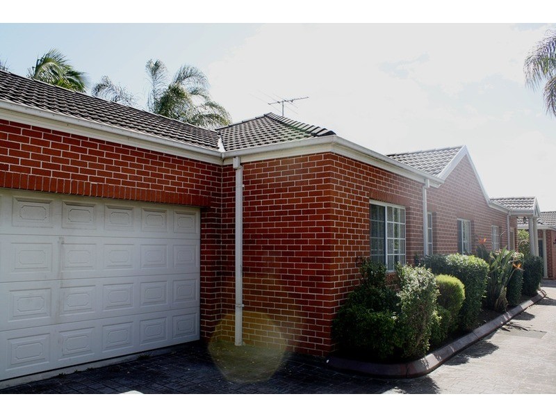 2/68 Iberia Street, Padstow NSW 2211