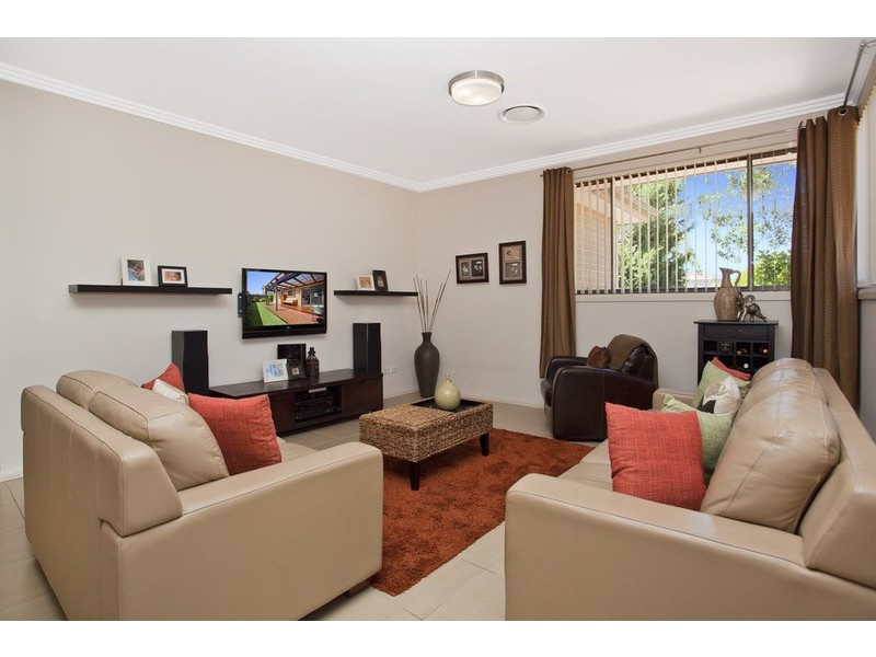 5/755 Henry Lawson Drive, Picnic Point NSW 2213