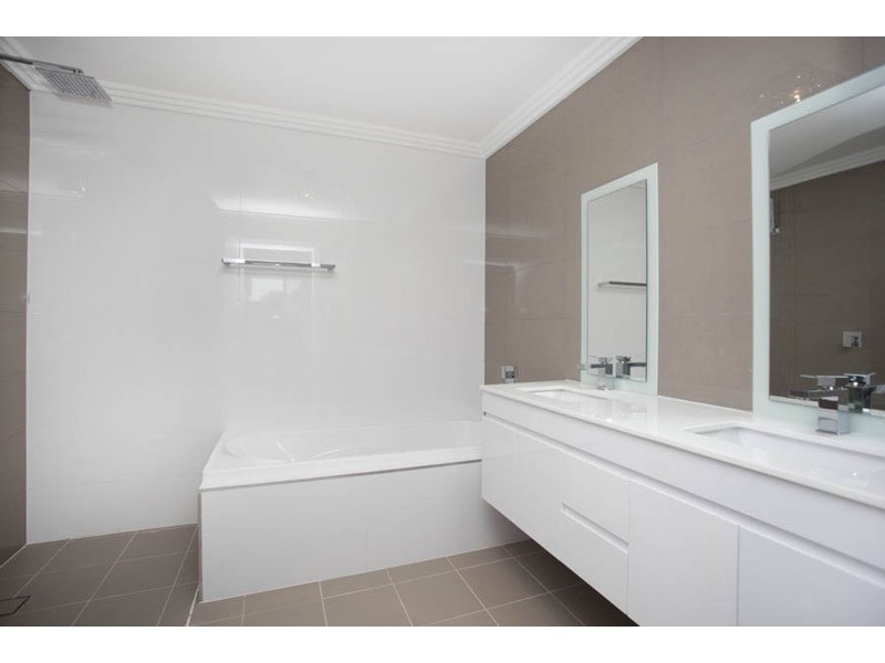 8 Stiles Avenue, Padstow NSW 2211