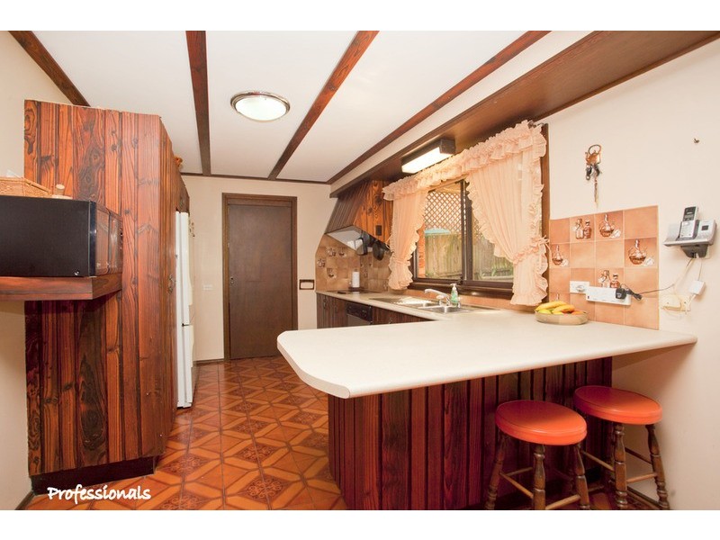 25 Drysdale Avenue, Picnic Point NSW 2213