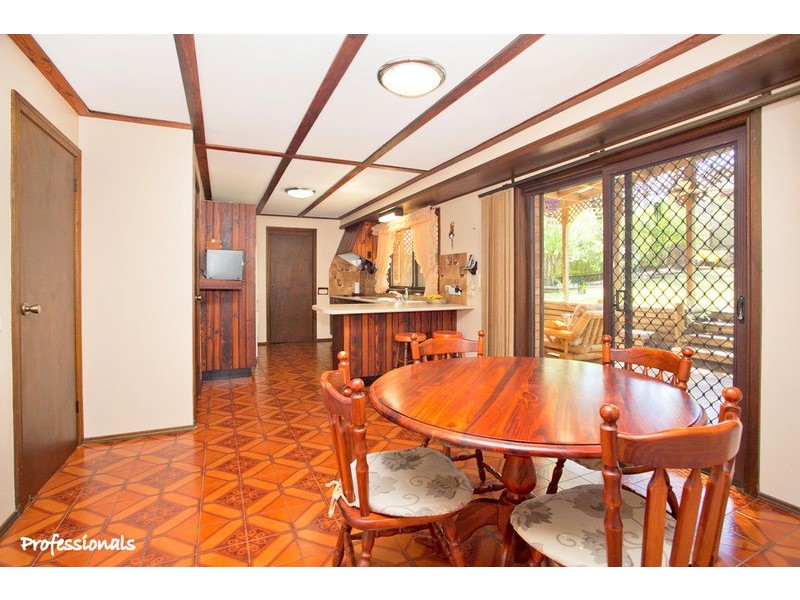 25 Drysdale Avenue, Picnic Point NSW 2213