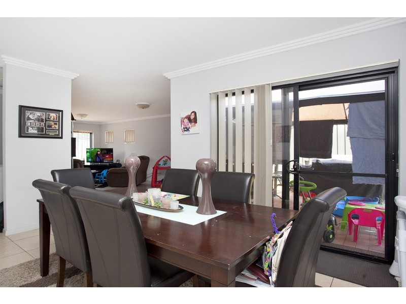 8/1 ikara Crescent, Moorebank NSW 2170