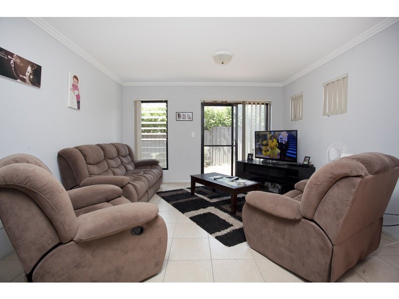 9/1 Ikara Crescent, Moorebank NSW 2170