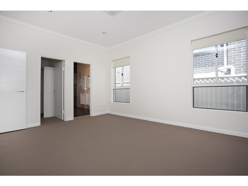 109 Picnic Point Road, Picnic Point NSW 2213