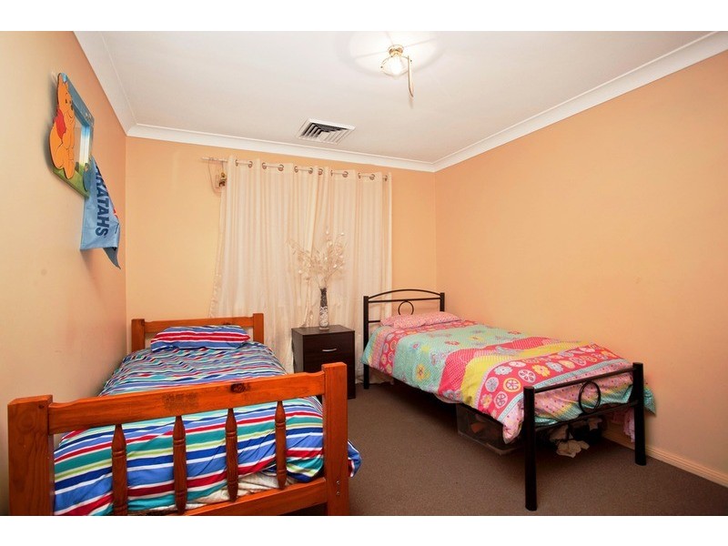 2/46 Forrest Road, East Hills NSW 2213