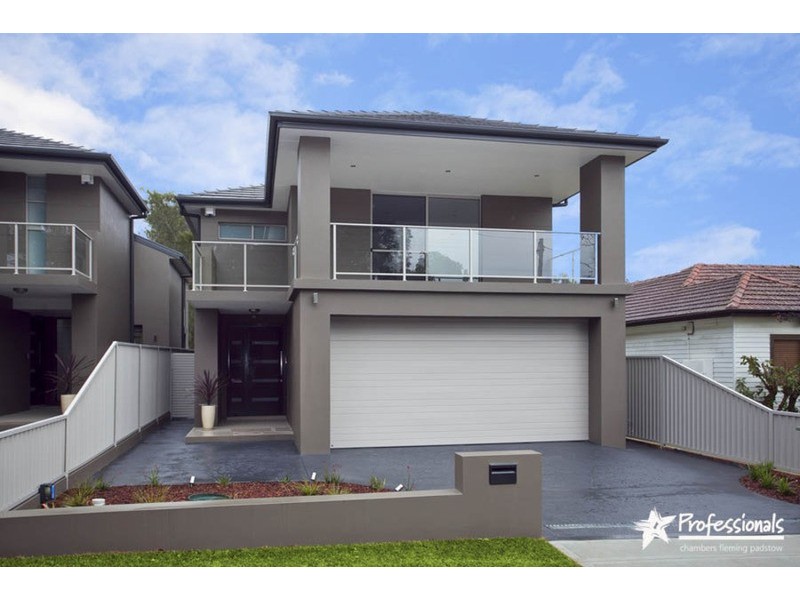 86 Kennedy Street, Picnic Point NSW 2213