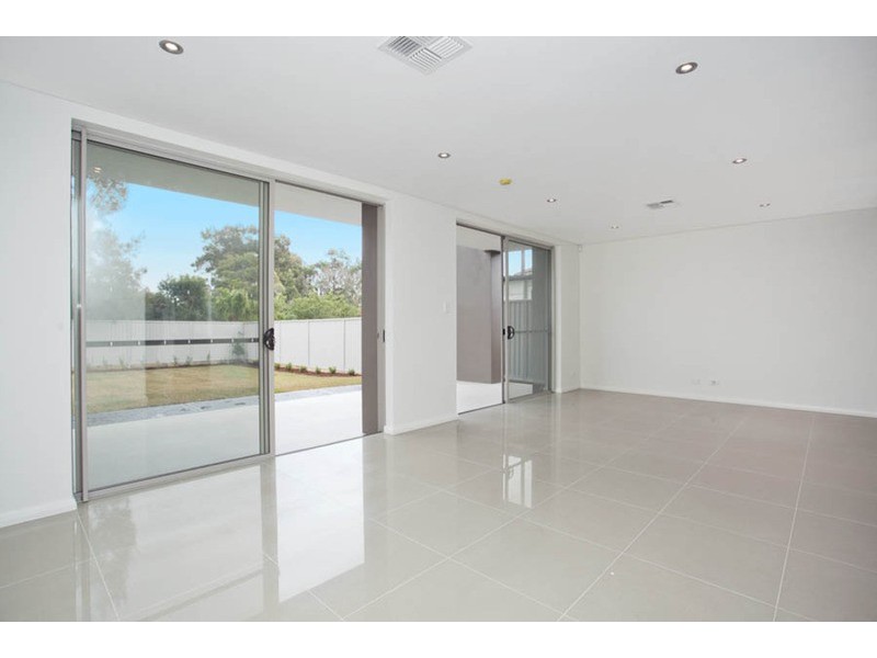 86 Kennedy Street, Picnic Point NSW 2213