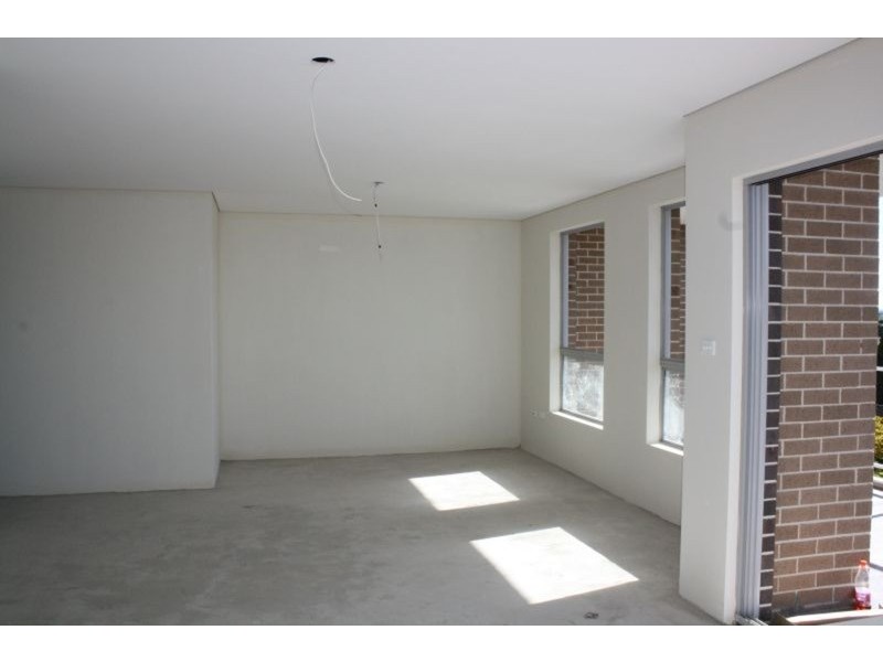 24/96-98 Nuwarra Road, Moorebank NSW 2170