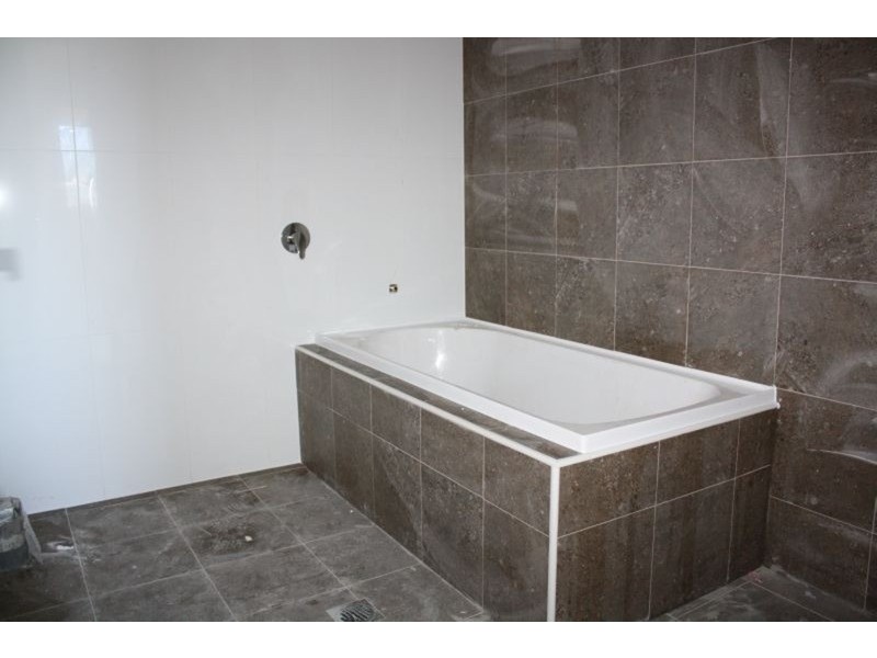 24/96-98 Nuwarra Road, Moorebank NSW 2170