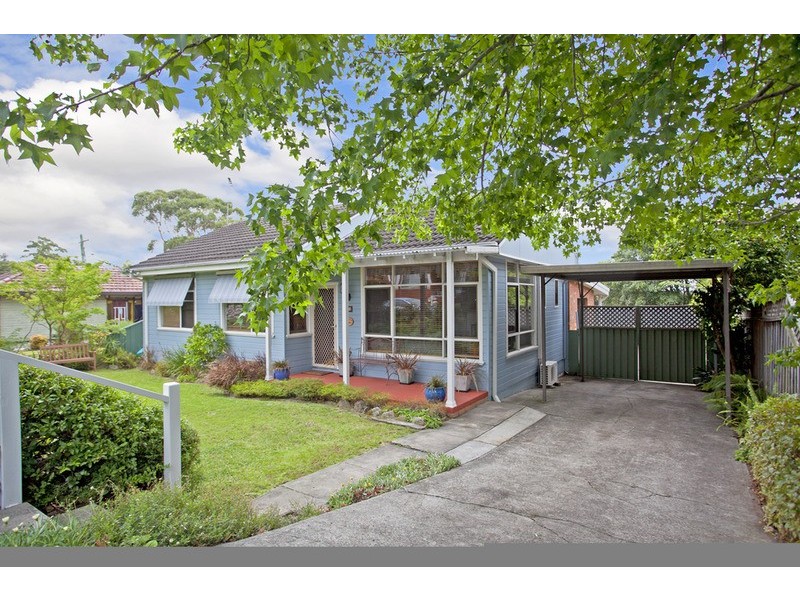 16 Valmay Avenue, Picnic Point NSW 2213