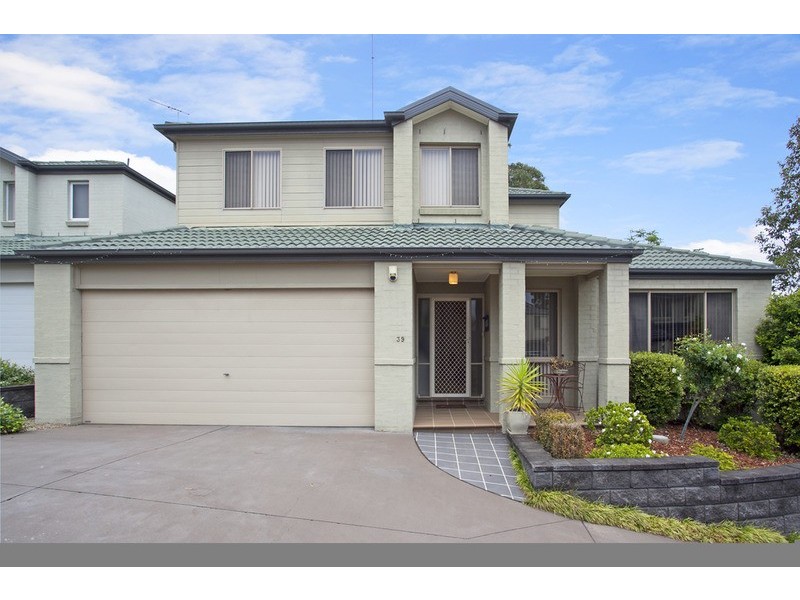 39 Valmay Avenue, Picnic Point NSW 2213