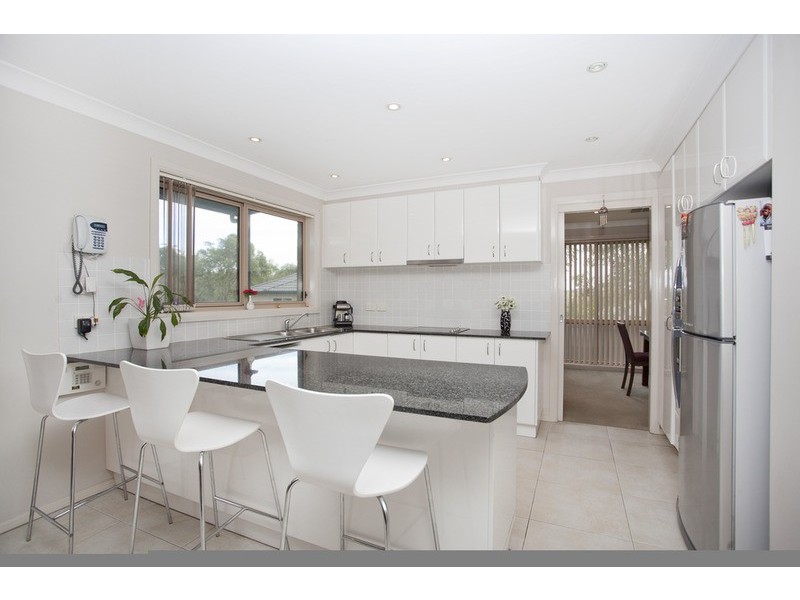 39 Valmay Avenue, Picnic Point NSW 2213