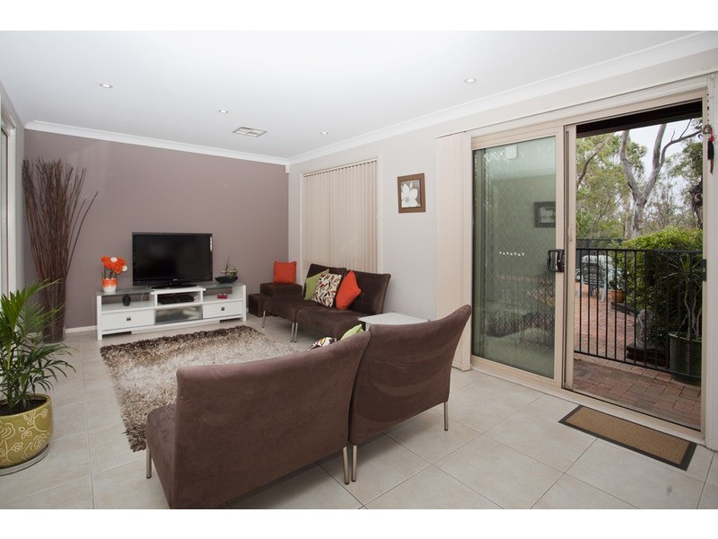 39 Valmay Avenue, Picnic Point NSW 2213