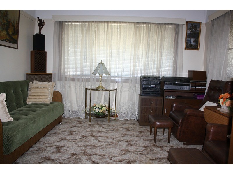 595 Henry Lawson Drive, East Hills NSW 2213