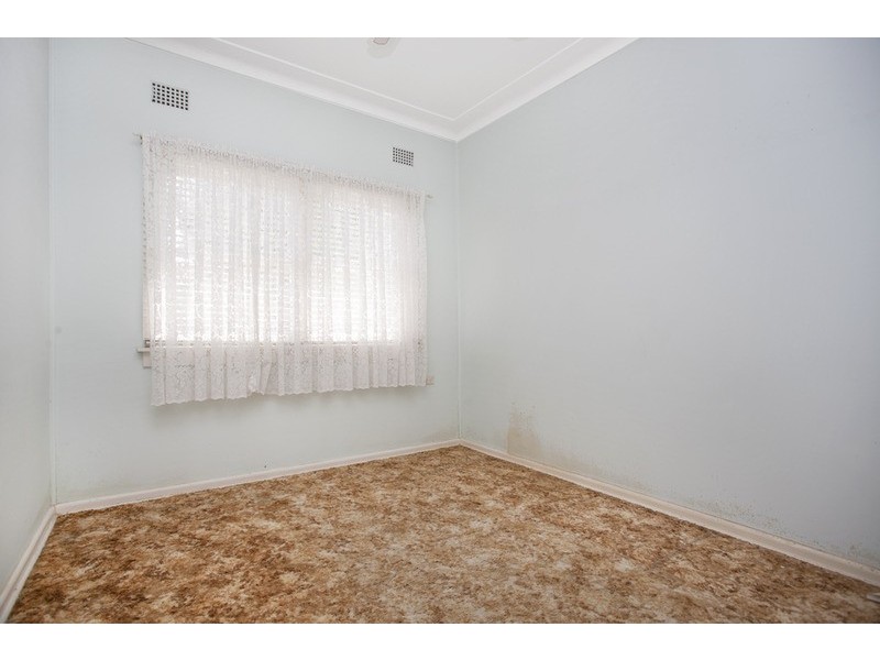 35 Fewtrell Avenue, Revesby Heights NSW 2212