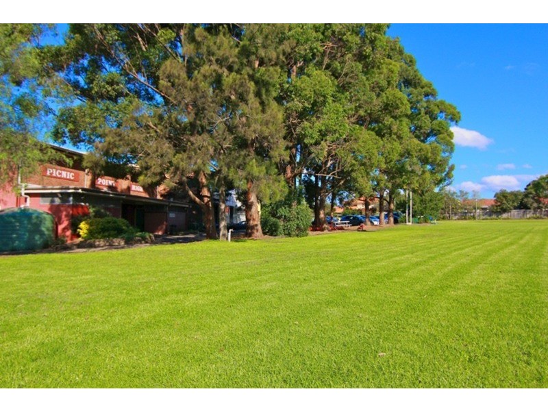 96 Tompson Road, Panania NSW 2213