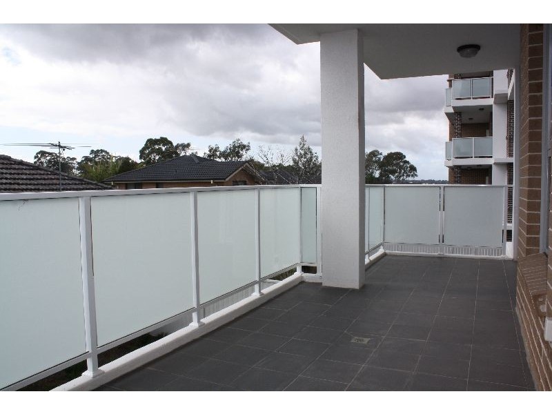 6/96-98 Nuwarra Road, Moorebank NSW 2170