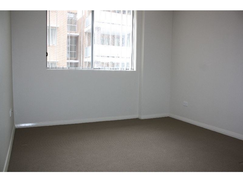 6/96-98 Nuwarra Road, Moorebank NSW 2170