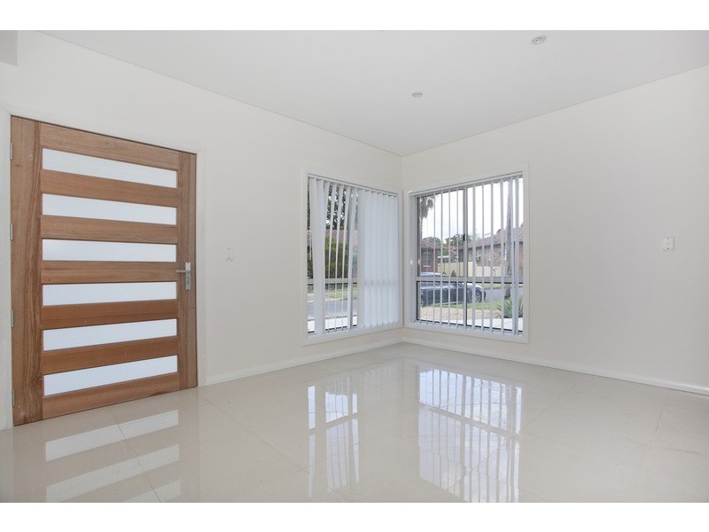 33 Lesley Avenue, Revesby NSW 2212