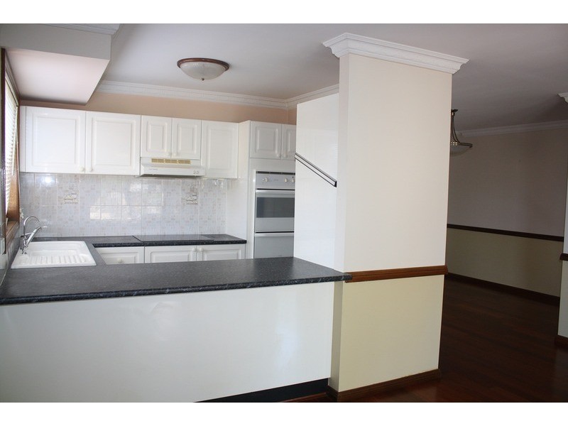 2B Nambucca  Place, Padstow Heights NSW 2211