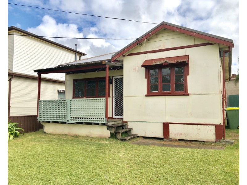 96 Tompson Road, Panania NSW 2213