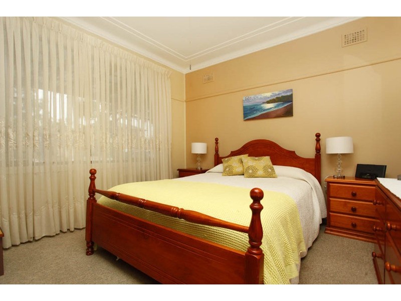 77 McGirr Street, Padstow NSW 2211