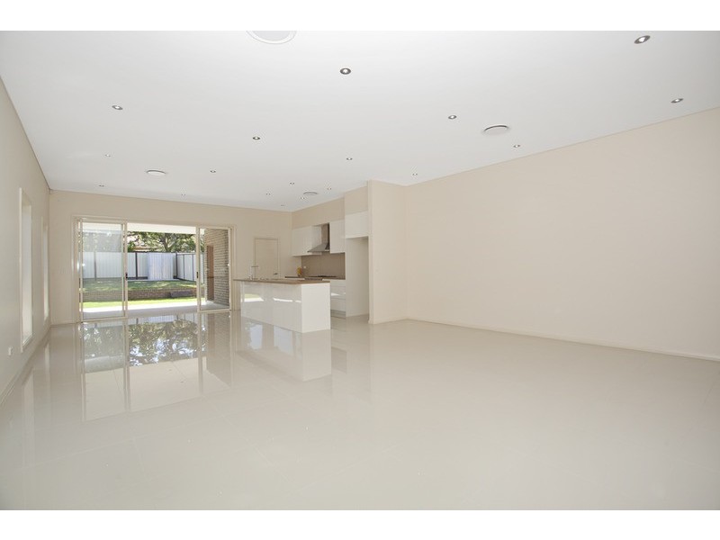 7 Ely Street, Revesby NSW 2212