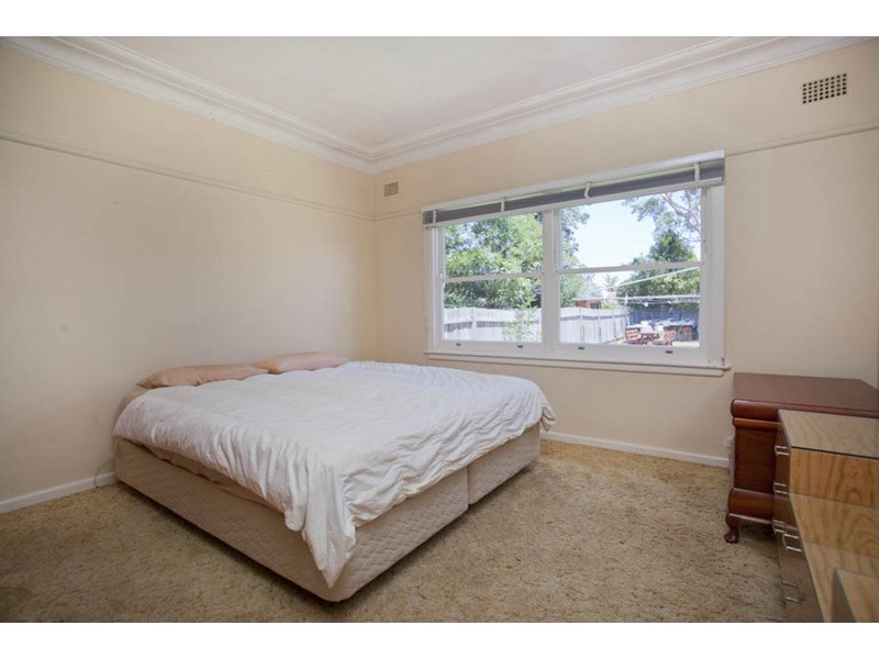 45 Ogilvy Street, Peakhurst NSW 2210