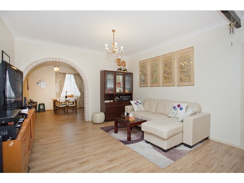 32 Uranus Road, Padstow NSW 2211