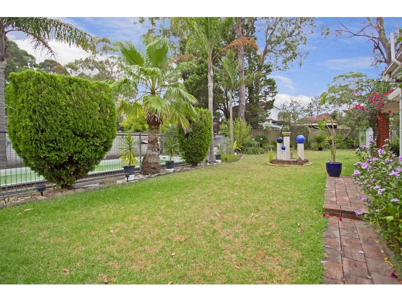 32 Uranus Road, Padstow NSW 2211