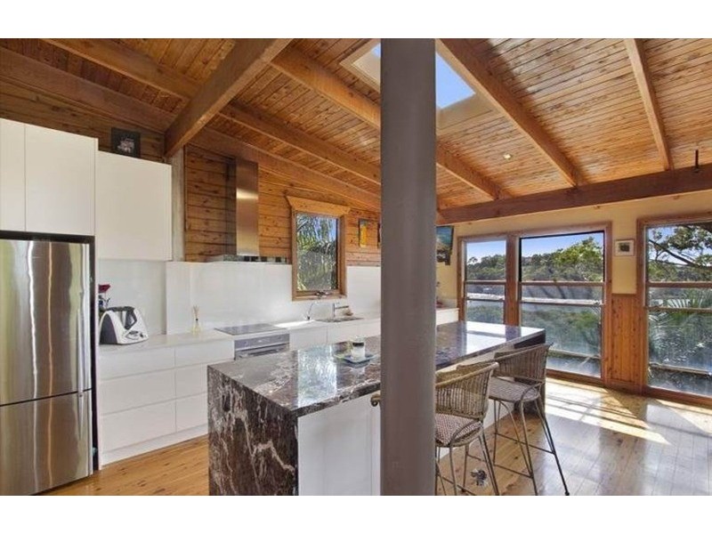 8a Fowler Road, Illawong NSW 2234