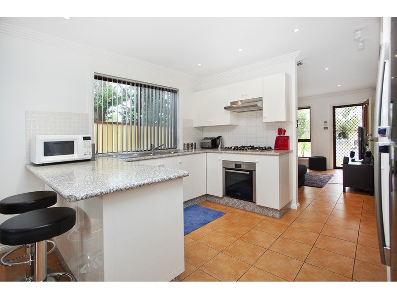 2/48 Uranus Road, Padstow NSW 2211